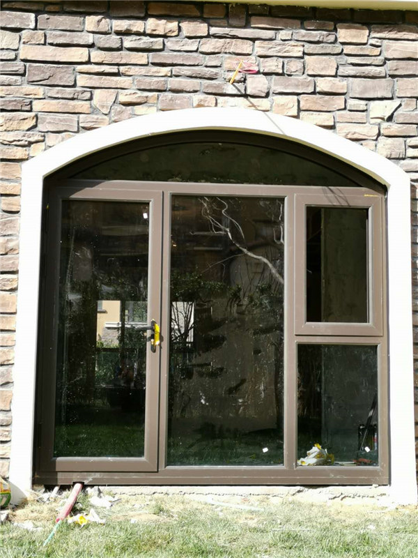 通風(fēng)窗_西安斷橋門定制_陜西玻璃頂價(jià)格